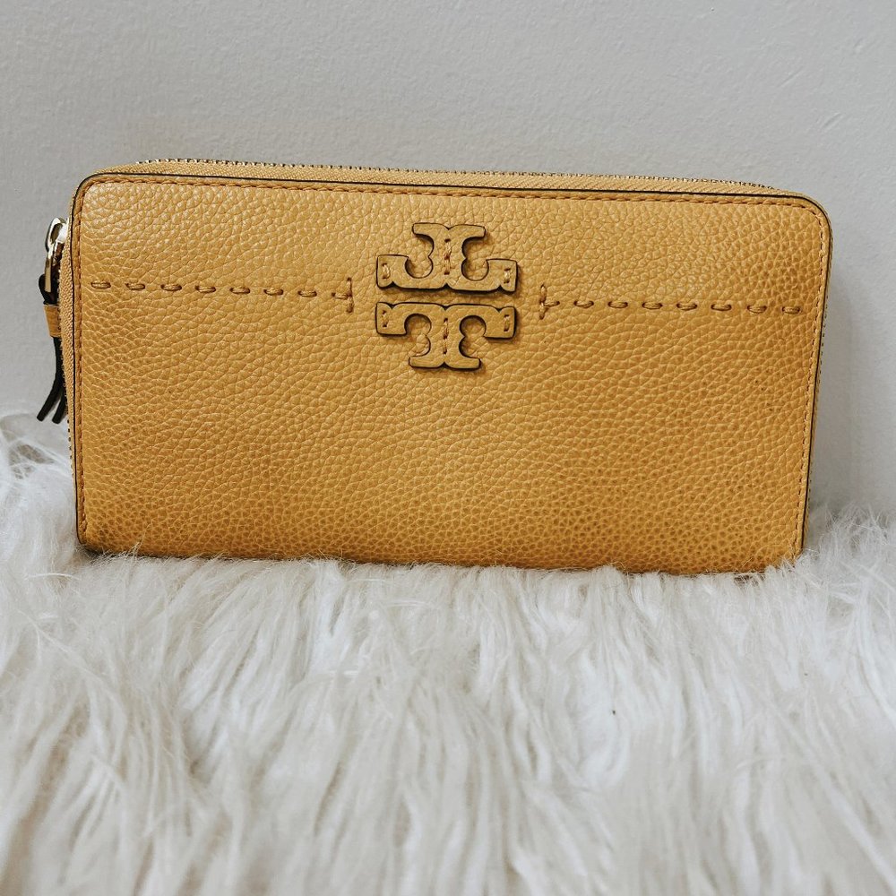 Tory Burch Zip around wallet